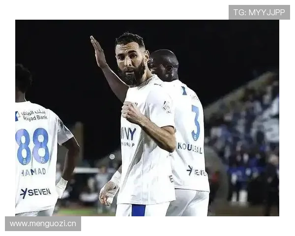 本泽马与C罗：终结方式与战术角色的结构差异分析