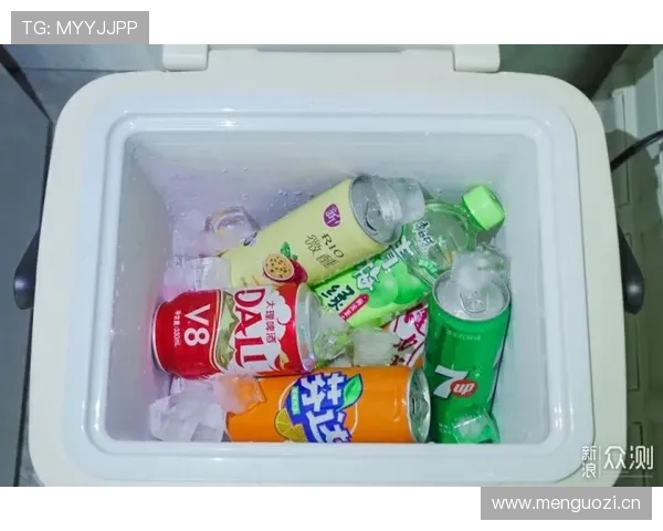 张楠家的冰箱里塞满了能量胶，连饮料都按训练时段分装